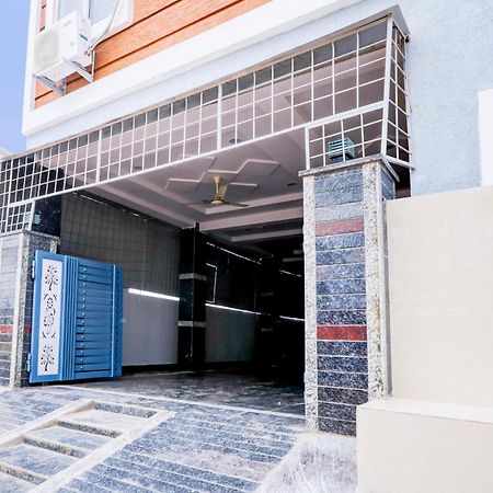 Super Hotel O Adibatla Near Tcs Ibrahimpatan Esterno foto